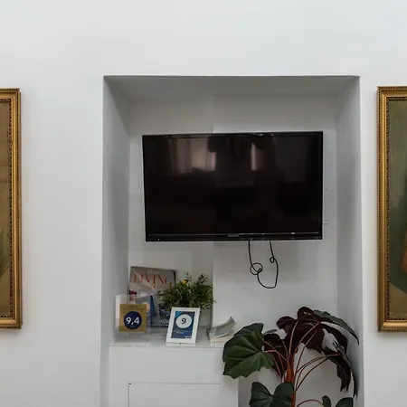 Zefnea House Апартаменты