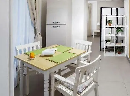 Zefnea House